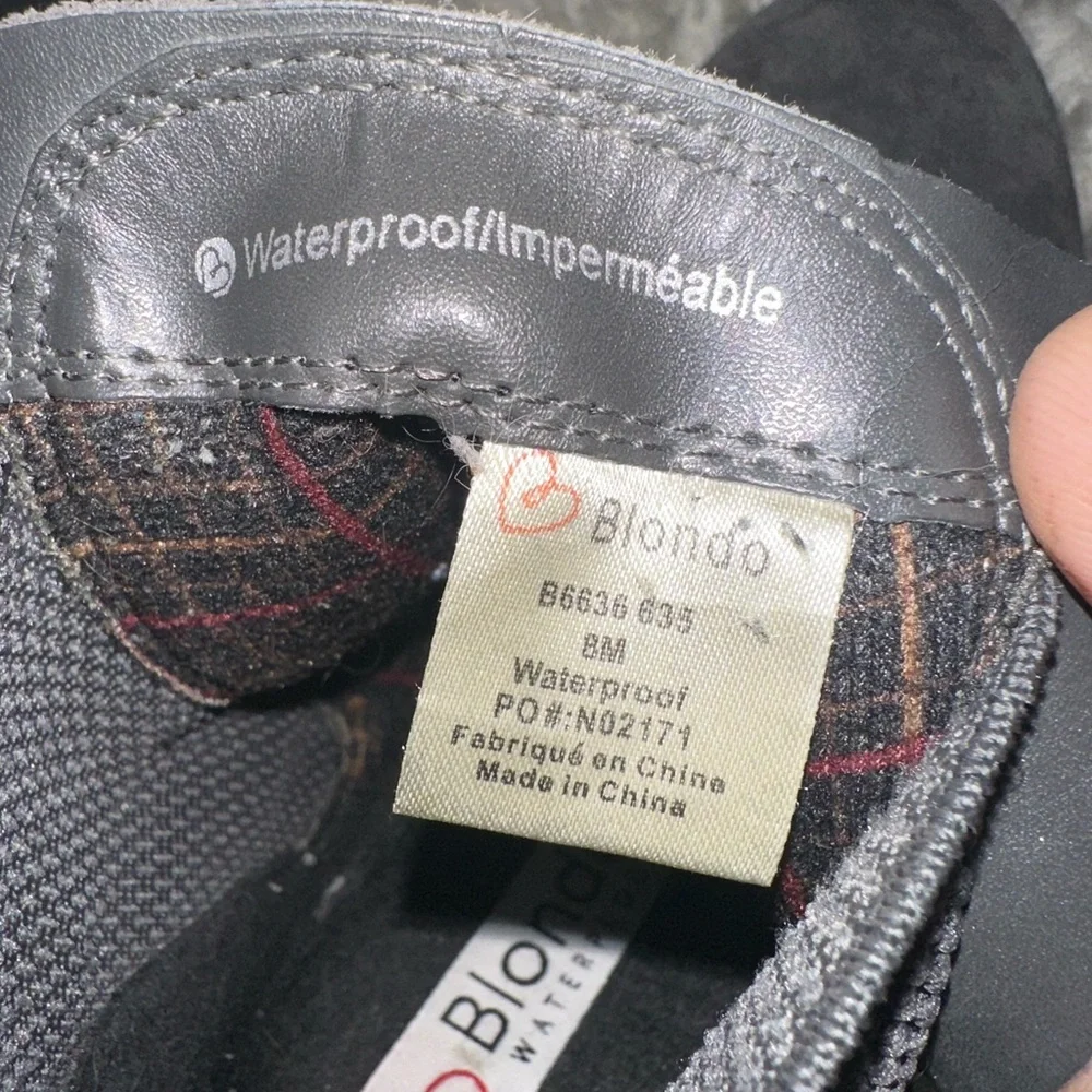 Blondo Boots Womens 8M Waterproof Ankle Shoes Gray Suede Classic Pull On EUC - Picture 5 of 6